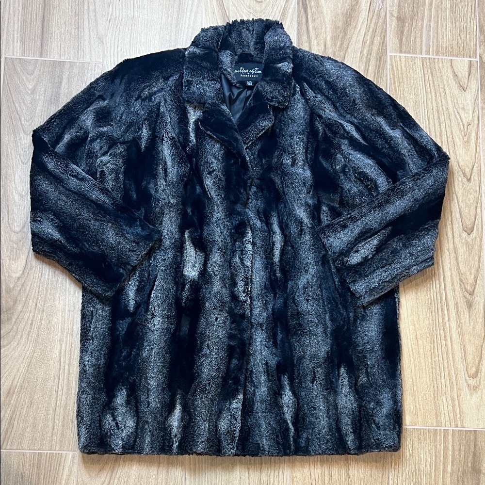 Outdoor Edition by Parkhurt Black Faux Fur Teddy Jacket